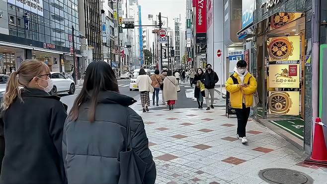 徜徉城市街巷，感受新奇体验，领略非凡风景