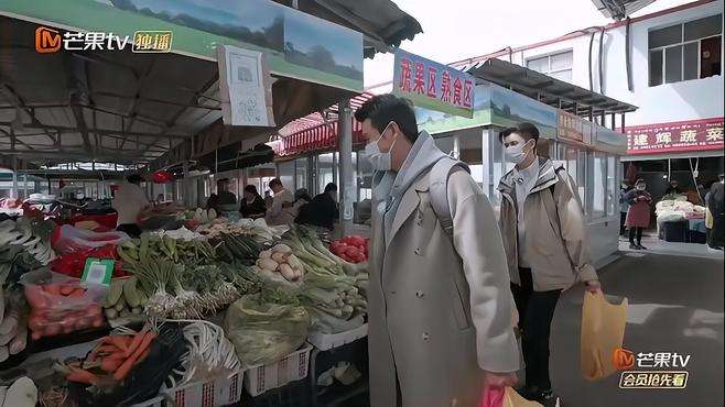 陆毅采购食材，照顾每个人的口味喜好，优秀领队啊！丨妻子浪漫6