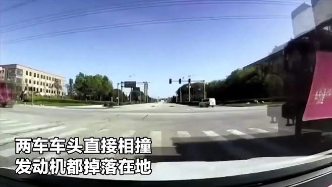 盘点那些惨烈的车祸现场：前车一脚刹车，让后面车里一家人永别了