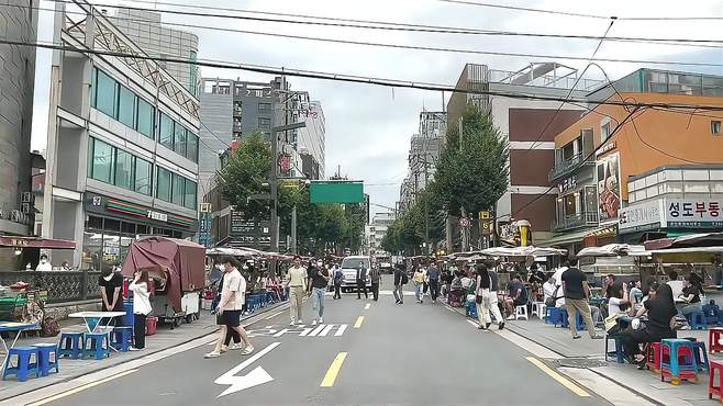 城市旅游之旅，走进繁华都市，探索精彩世界