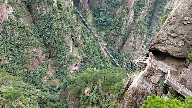 网红景点西海大峡谷