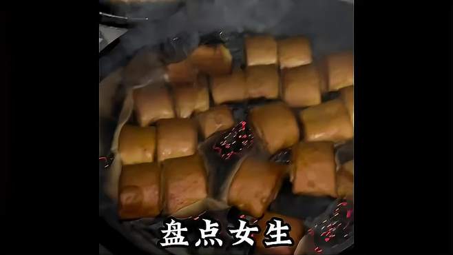 盘点女生的厨艺大赏，这哪是做饭啊！厨艺翻车现场 黑暗料理