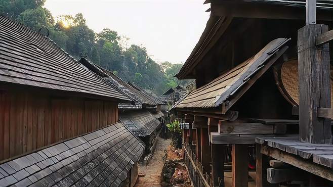 云南普洱，大山深处的一片净土，古朴静谧的千年古寨