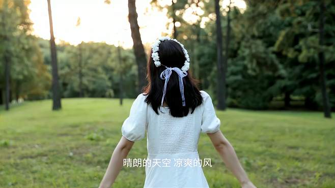 经典歌曲欣赏：龙飘飘《榕树下》，甜美的记忆