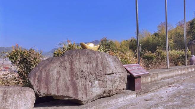 航拍浙江台州临海市景色梦幻般的仙山禅寺