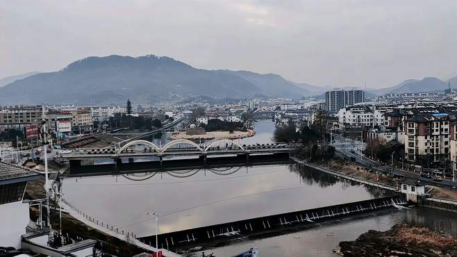 旌德美。今日清晨，有1250余年历史的皖南旌德城沉静山水之美中