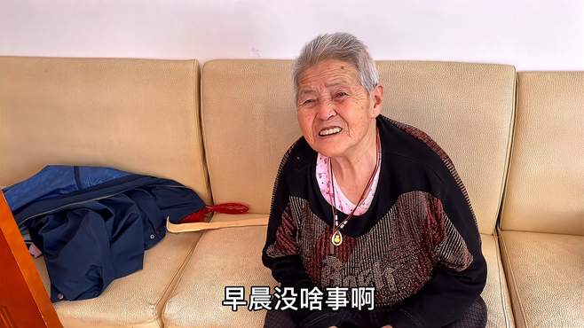 87岁老人给女儿打电话不吱声，吓得孙子赶紧来看看，老人咋说的？