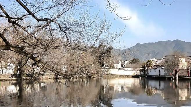 西递宏村与鸡冠山的宁静对话