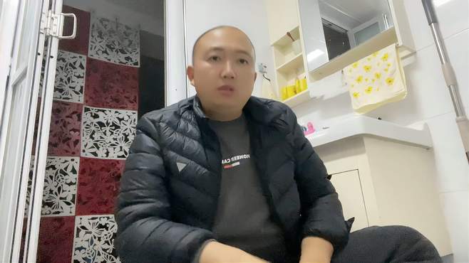 年少听不懂周杰伦，现在发现句句唱的全是我，全世界只有我最疲惫