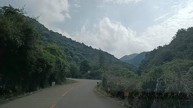 广东省官灯线连平县元善镇增坝路段沿途风景(一)