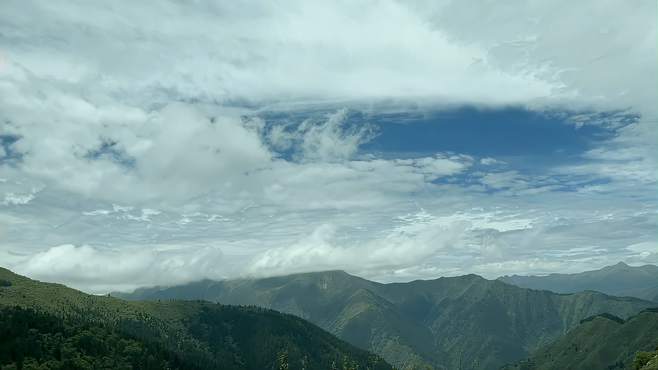 九寨沟美景 神仙池 上山28个弯