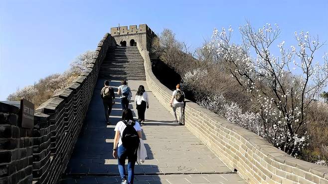 外国人中国旅游必打卡的三大景点：除了长城故宫，还有这些