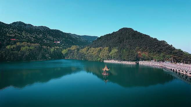 九江市庐山风景如画，是否值得你去游览和欣赏