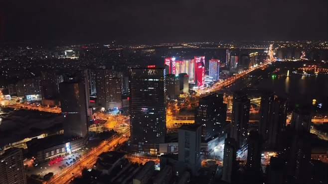 这里是淮安，来看看三线城市夜景的“压迫感”