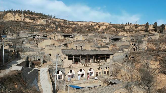 山西大山里的一处神秘古堡，与世隔绝400多年，养在深闺人未识