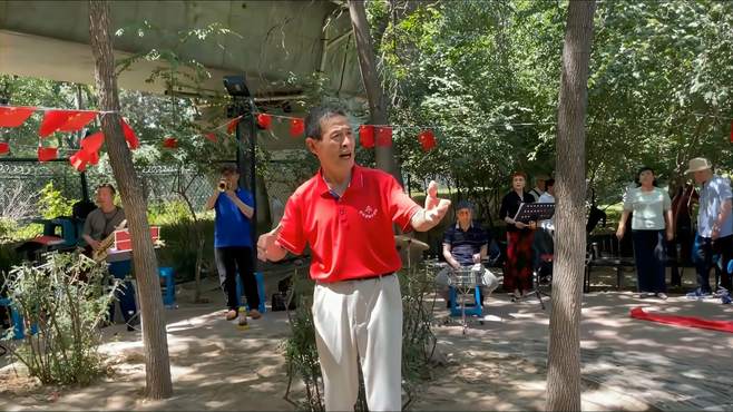 《呼伦牧歌》北京天坛快乐健康合唱团指挥：陈和平