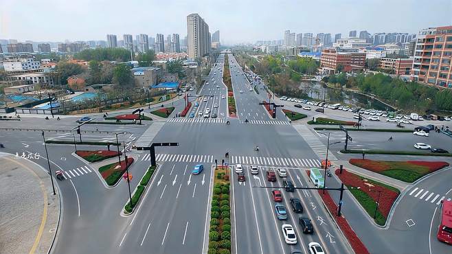 开封市东京大道春天街景