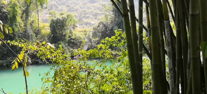 群山绿水 旅游景点