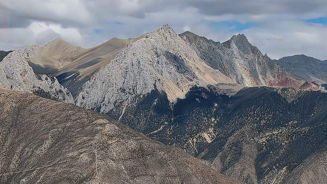 穷游西藏，怒江72拐超美神山，太惊艳了